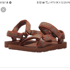 Teva women's sandals size 8